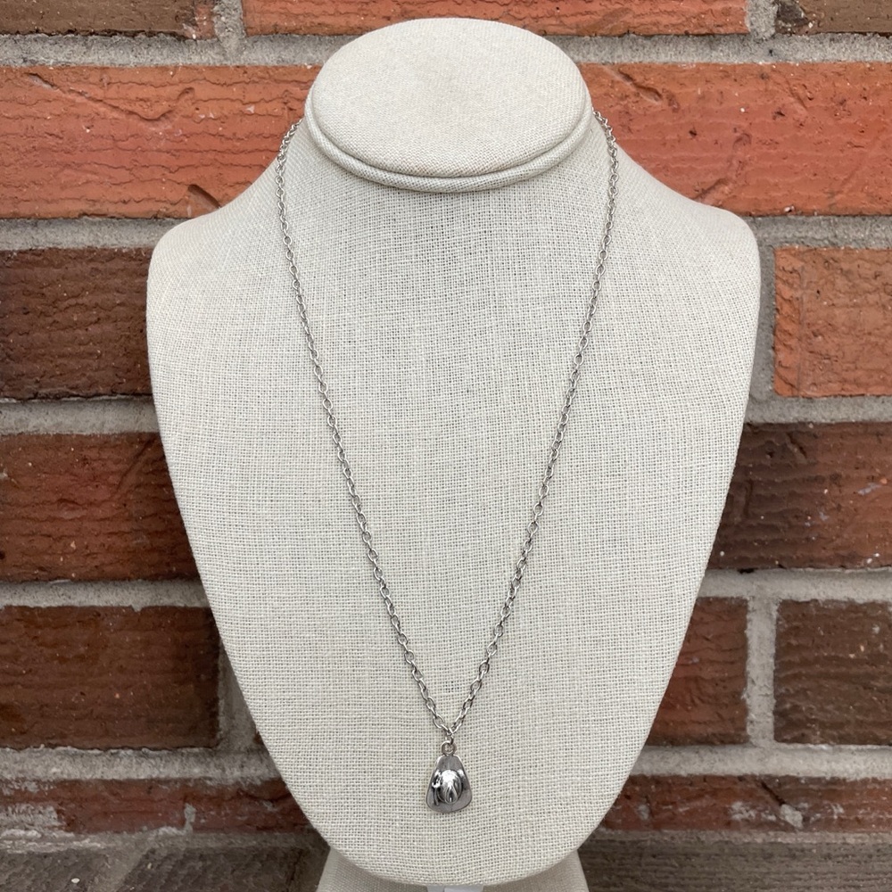 Ace of Spades Necklace Set with Spaced Navajo Style Pearls - Picture 5 of 6